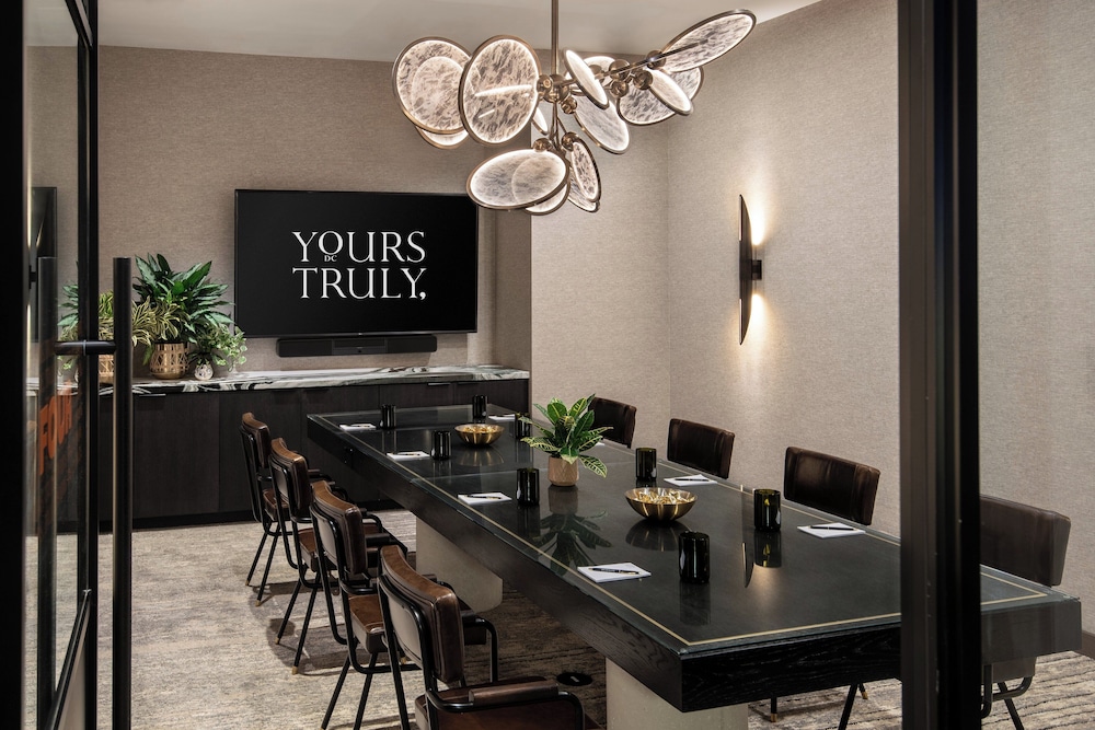 Yours Truly DC Vignette Collection by IHG - photo 92