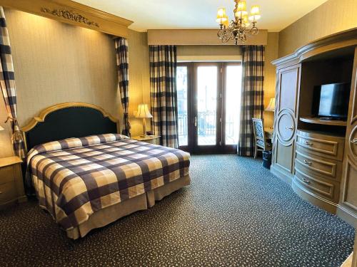 Celebrity Hotel and Casino - photo 24