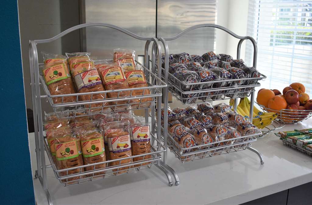 Signature Anaheim Maingate - photo 23