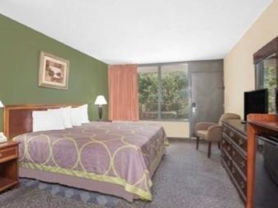 Super 8 La Grange - photo 16