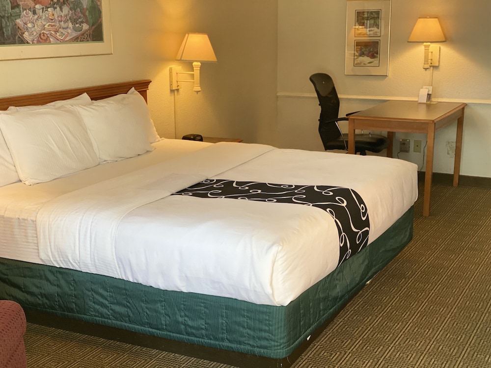 La Quinta Inn by Wyndham Tyler - photo 5