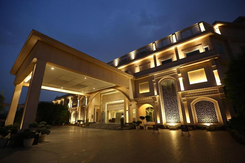 The Umrao — hotel in New Delhi