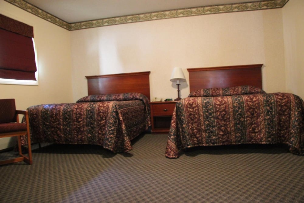 Potsdam Inn - photo 24
