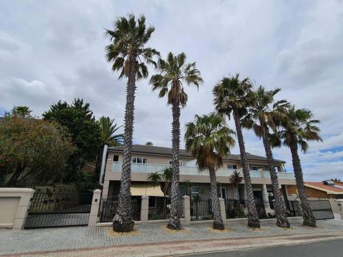 Palm Zicht MAIN 3 bedroom apartment
