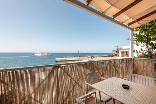 Superb apartmentS Kriaras sea view in Sfakia — Chora Sfakion — photo 2