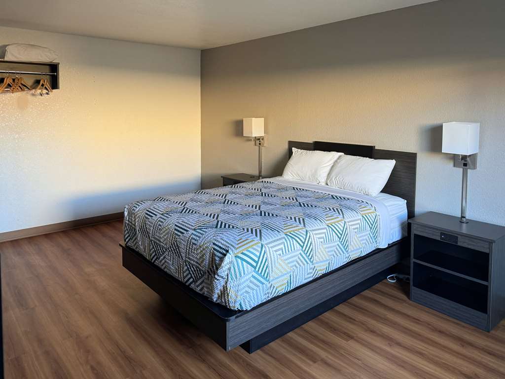 Motel 6 Fond Du Lac Wi - photo 11