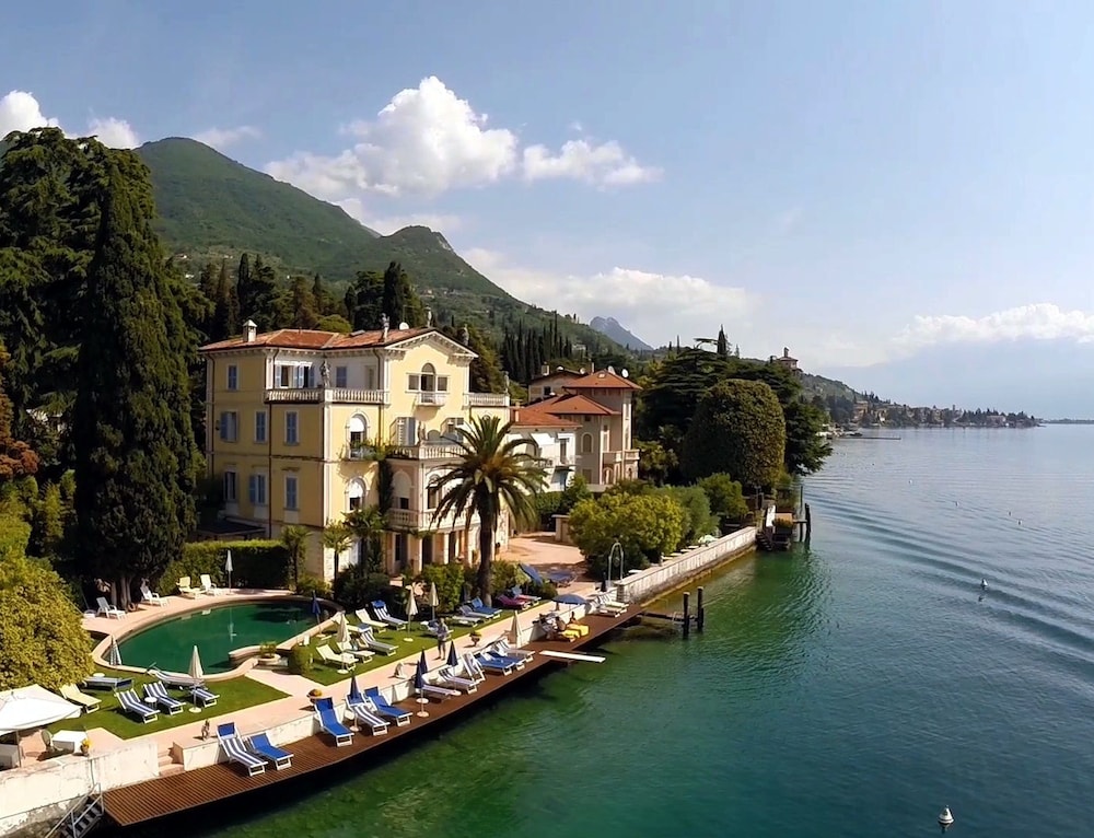 Hotel Monte Baldo e Villa Acquarone — 4-Star Luxury Hotel in Gardone Riviera, Italy