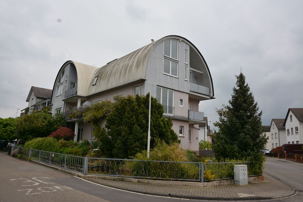 Ferienwohnungen Steinhof Littmann — 4-Star Luxury Hotel in Kippenheim, Germany
