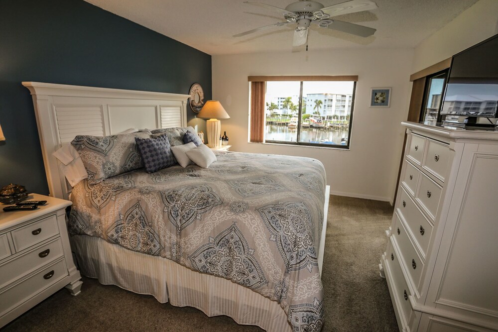 Estero Yacht & Racquet 218 Fort Myers Beach - photo 6
