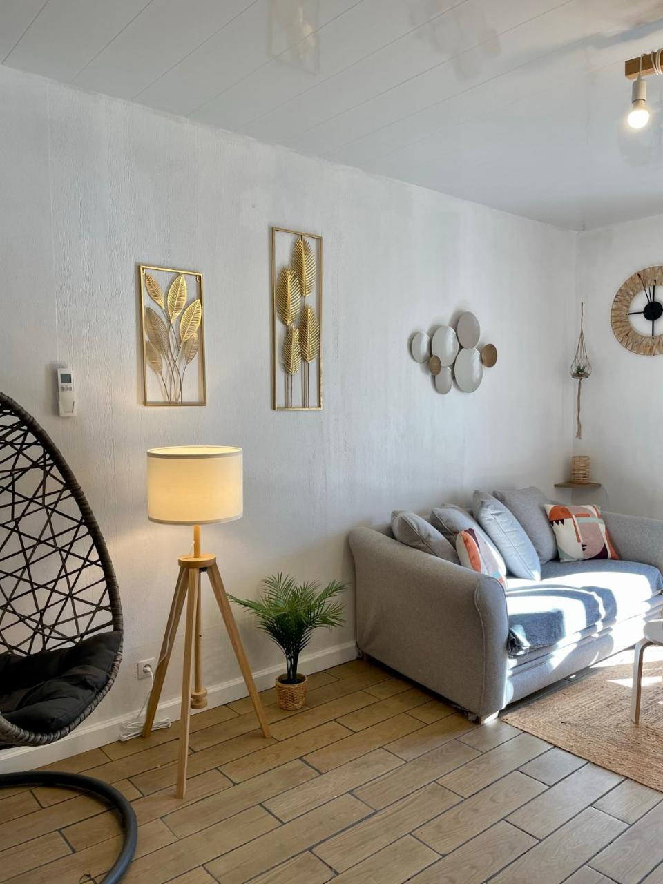 Appartement a Louer Bandol — 4-Star Luxury Hotel in Bandol, France
