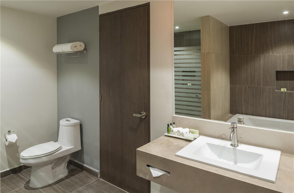 Long Stay Suite bathroom