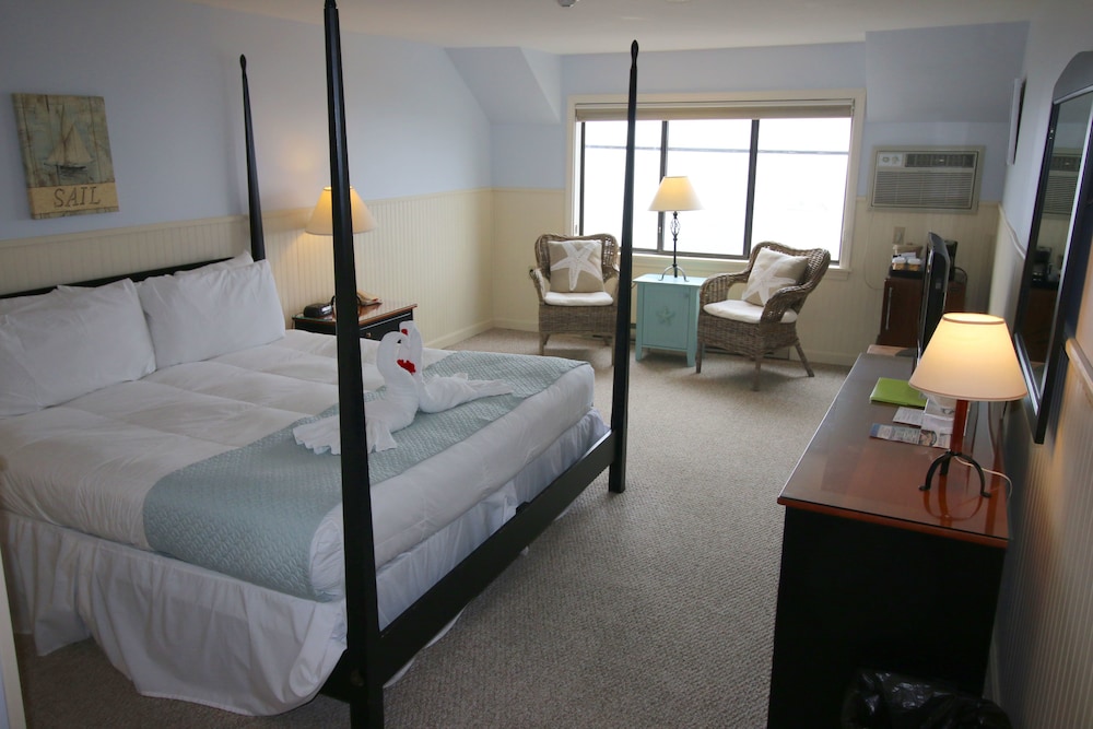 Bluebird Ocean Point Inn - photo 14