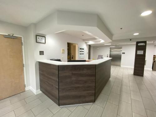 Microtel Inn & Suites by Wyndham Winston Salem - photo 6