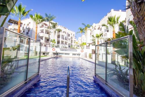 Rentitspain Salobrena Apartamento Oasis Con Gym Y Balcon — 4-Star Luxury Hotel in Salobrena, Spain
