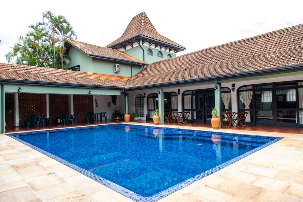 Hibiscus Cottages — Geroskipou