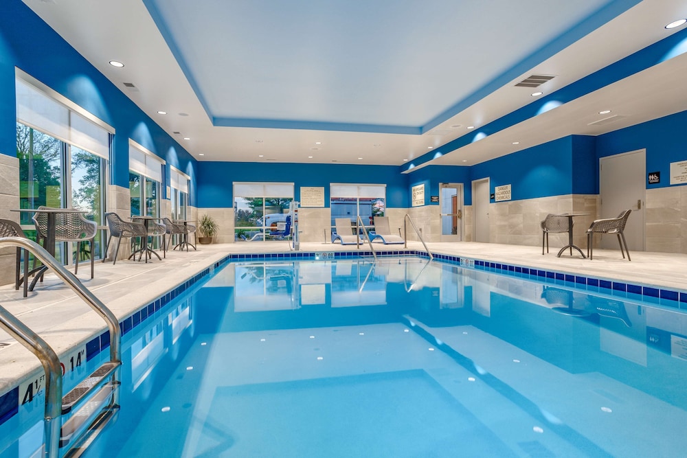 Hampton Inn by Hilton Bedford - photo 23
