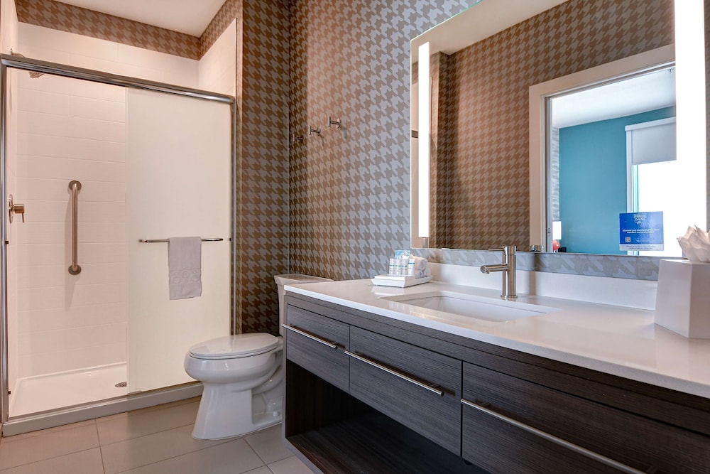 Home2 Suites by Hilton North Plano Hwy 75 - photo 30