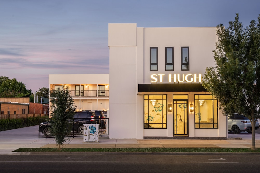St Hugh Hotel Wagga Wagga in Wagga Wagga, Australia