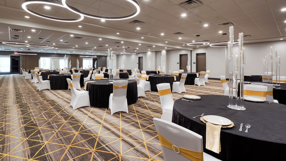 Holiday Inn Nashville Airport by IHG - photo 48