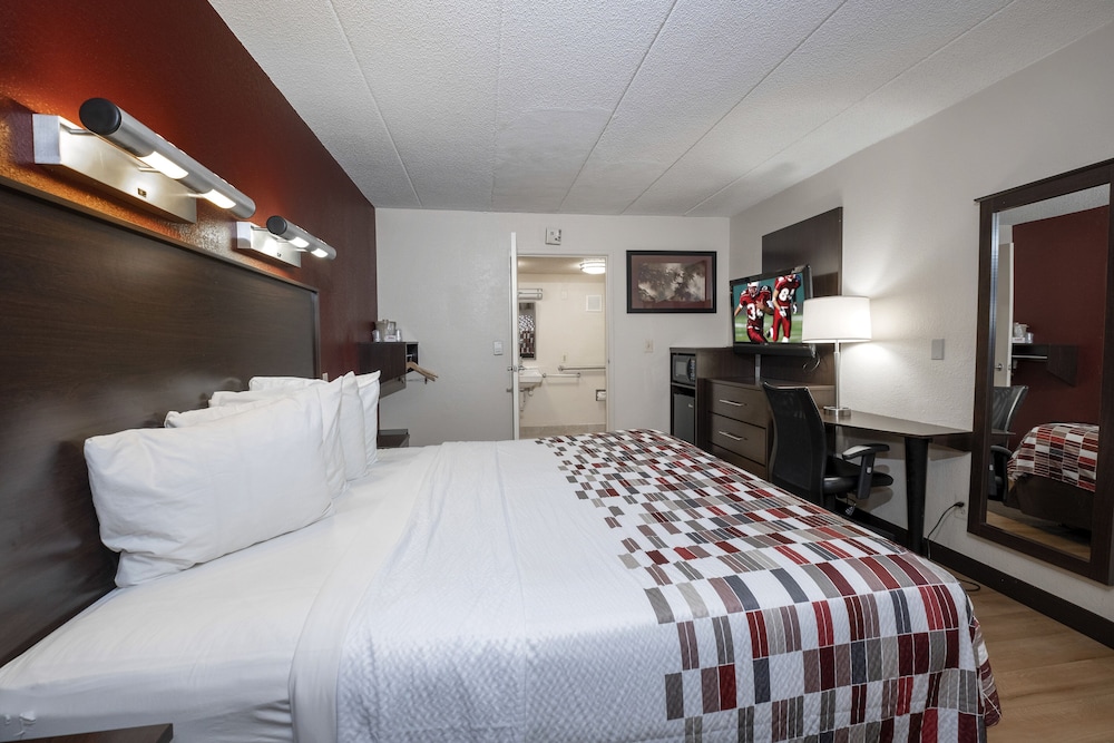 Red Roof Inn Washington DC Lanham - photo 7