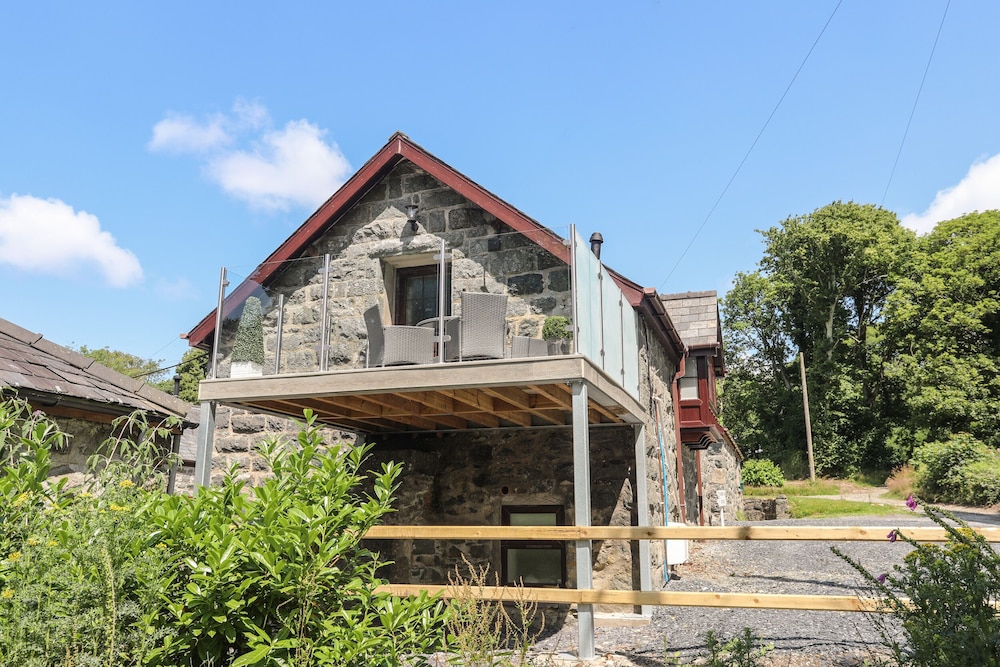 Stabal Bach in Criccieth, United Kingdom