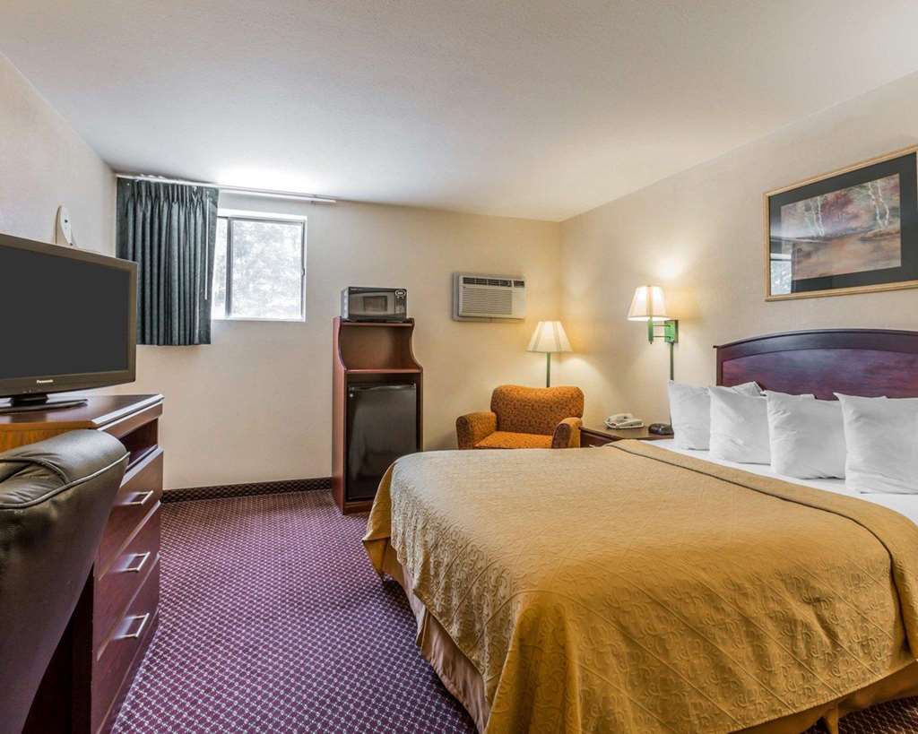 Quality Inn Pell City I 20 exit 158 - photo 20