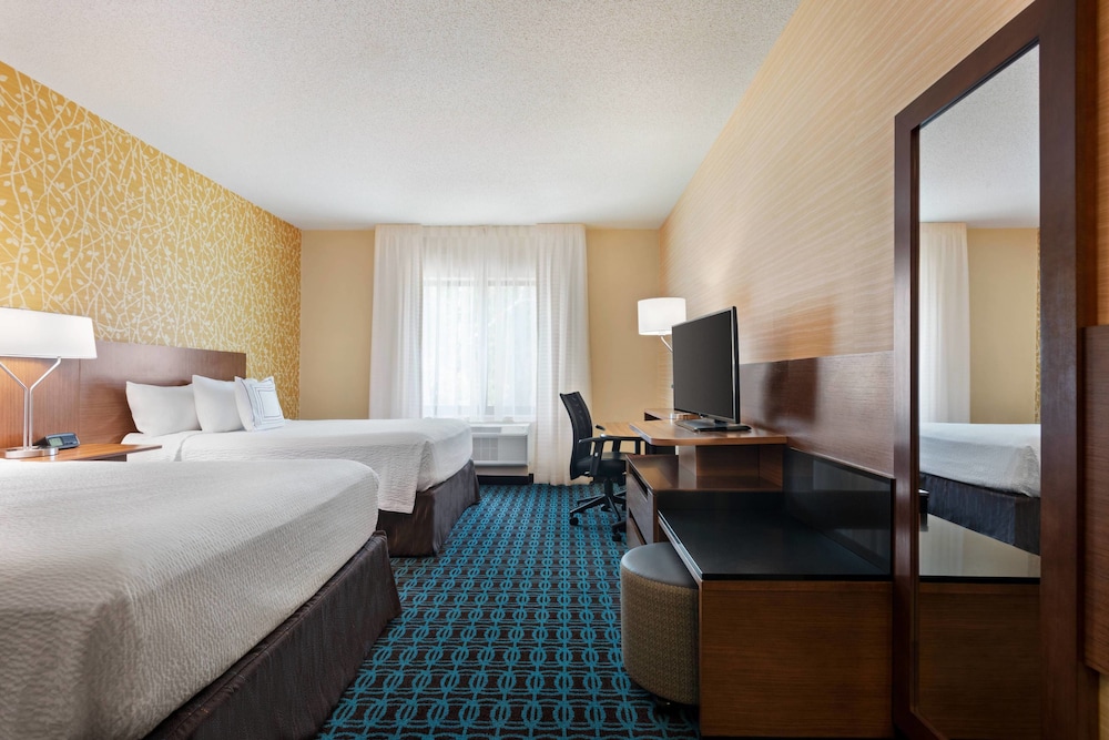 Fairfield Inn & Suites by Marriott Charlottesville Downtown University Area - photo 6