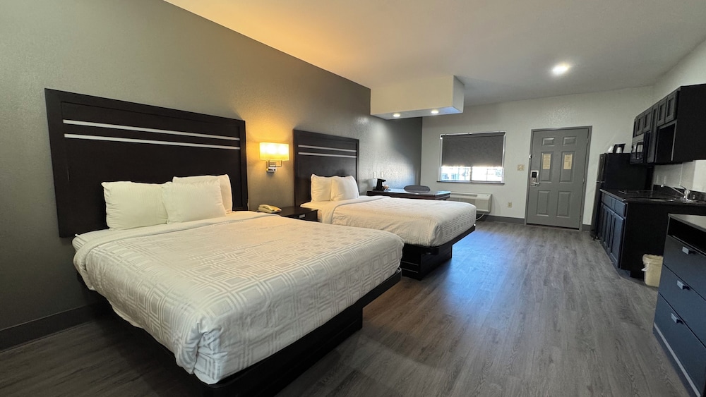 Sunbridge Inn and Suites - photo 33