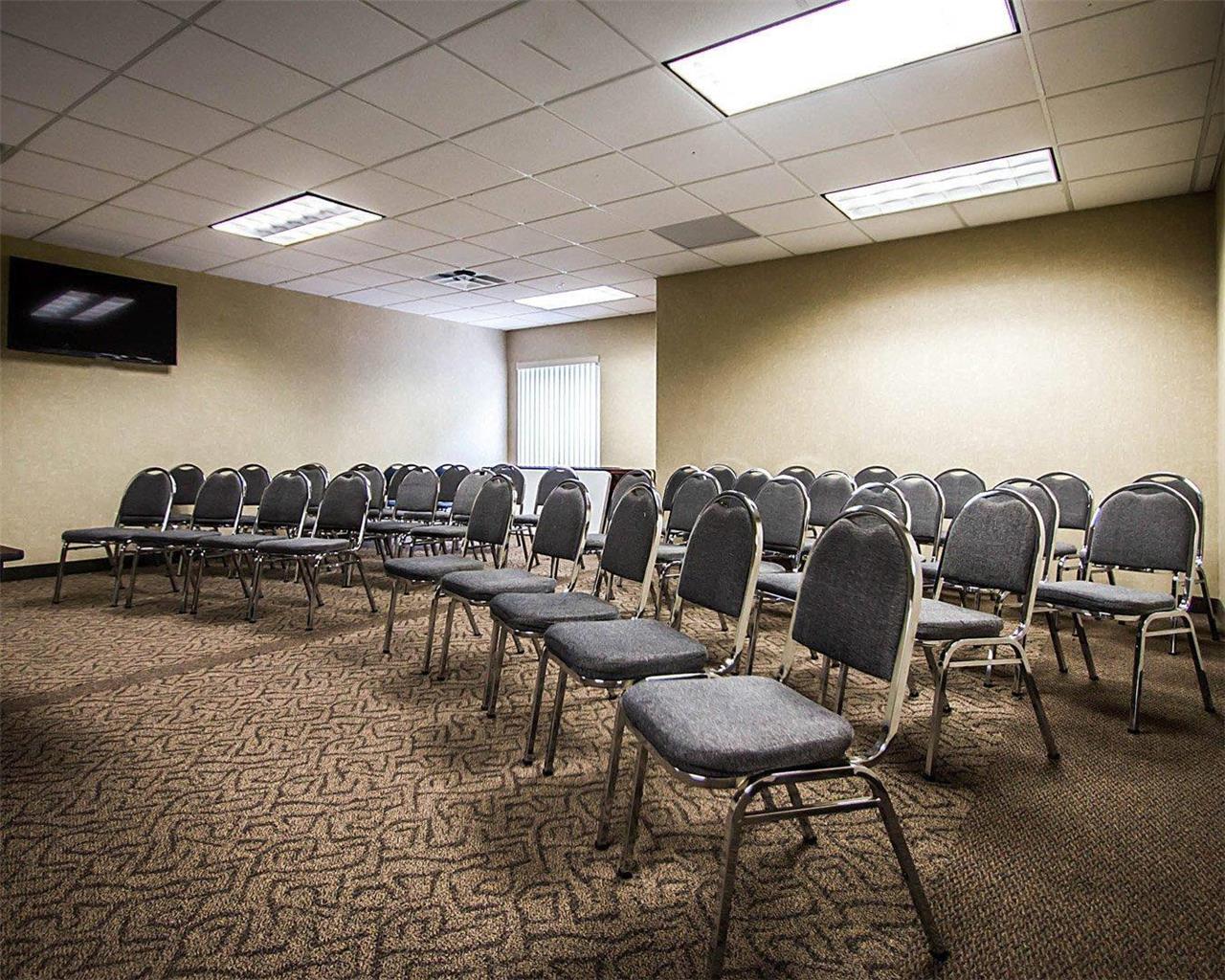 Quality Inn & Suites Fishkill South near I 84 - photo 28