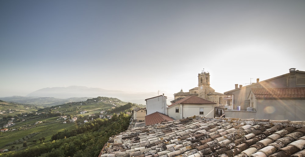 Locanda del Vecchio Borgo - last minute hotel in Vacri