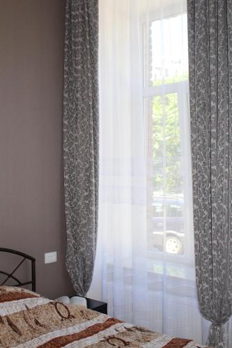Guest House on Gia Abesadze Street