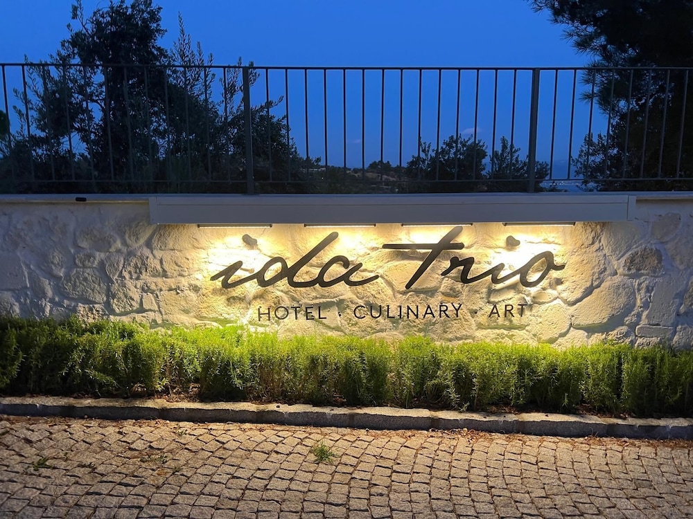 Ida Trio in Edremit, Turkey