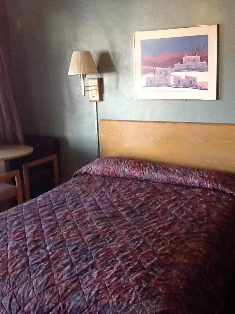 Snowy River Inn - photo 4