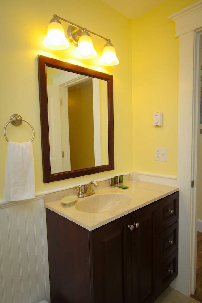 Sheepscot Harbour Village Resort - photo 315