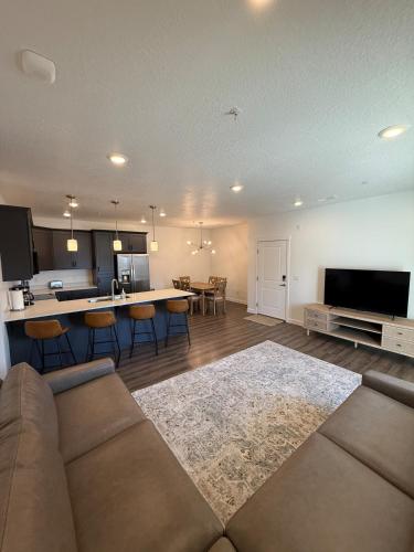 Brand New Condo in Spanish Fork — 4-Star Luxury Hotel in Spanish Fork, United States