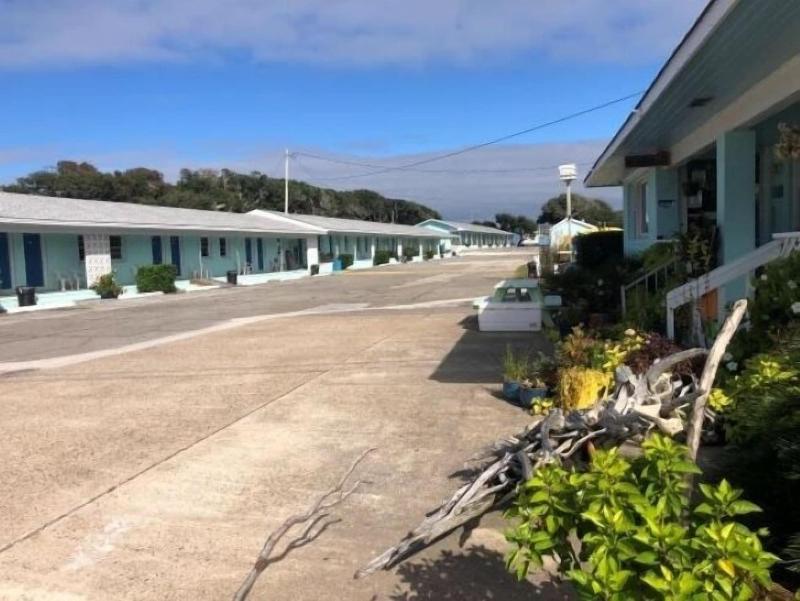 Swell Motel - photo 32