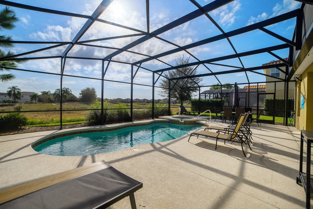 5 Bedroom 5 Bathroom Solterra Resort Luxury Villa - photo 6