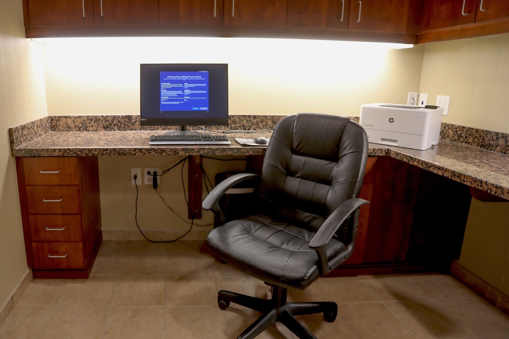 Hampton Inn Ellensburg - photo 34