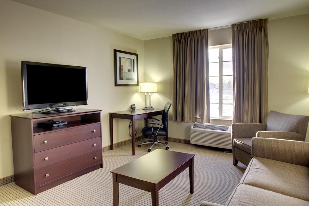 Cobblestone Inn and Suites Winterset - photo 21