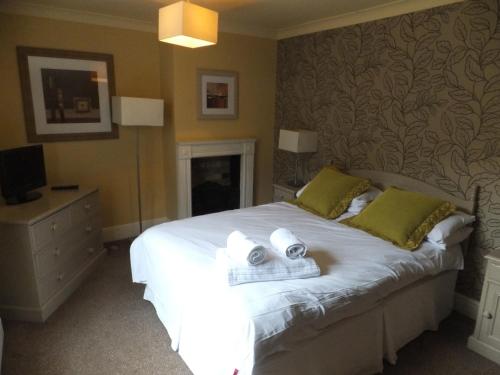 The Red Lion - carbon neutral hotel in Stretham