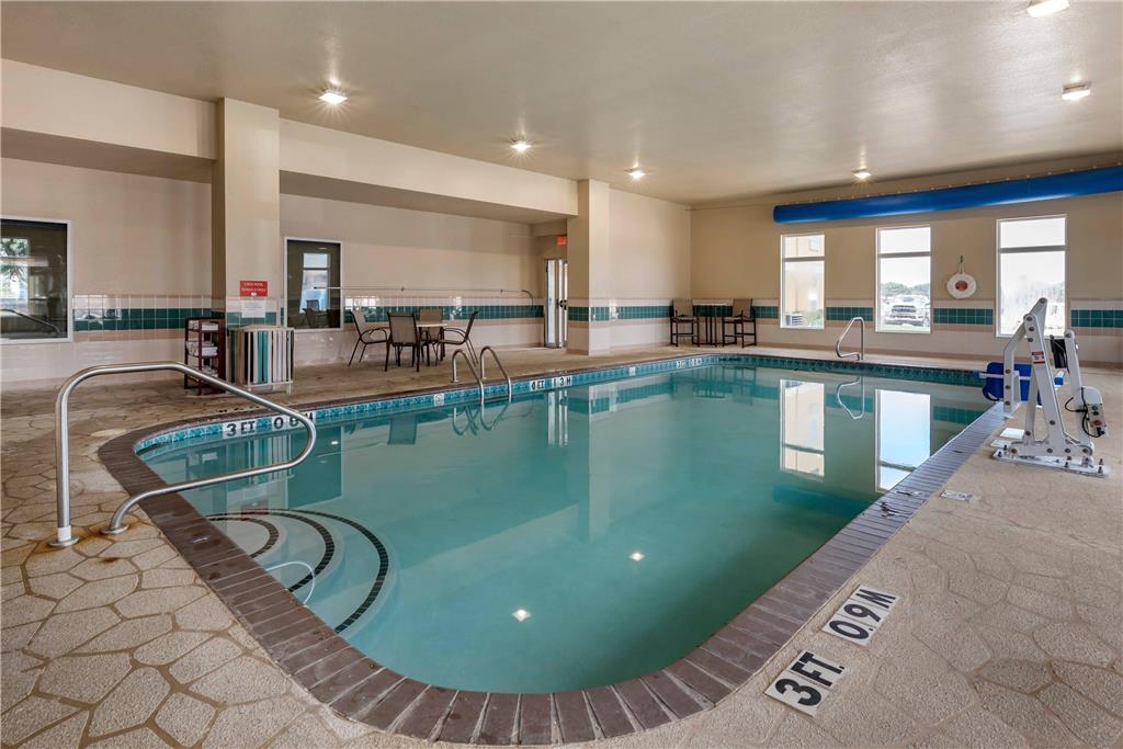 Comfort Inn & Suites Bryant Benton - photo 28