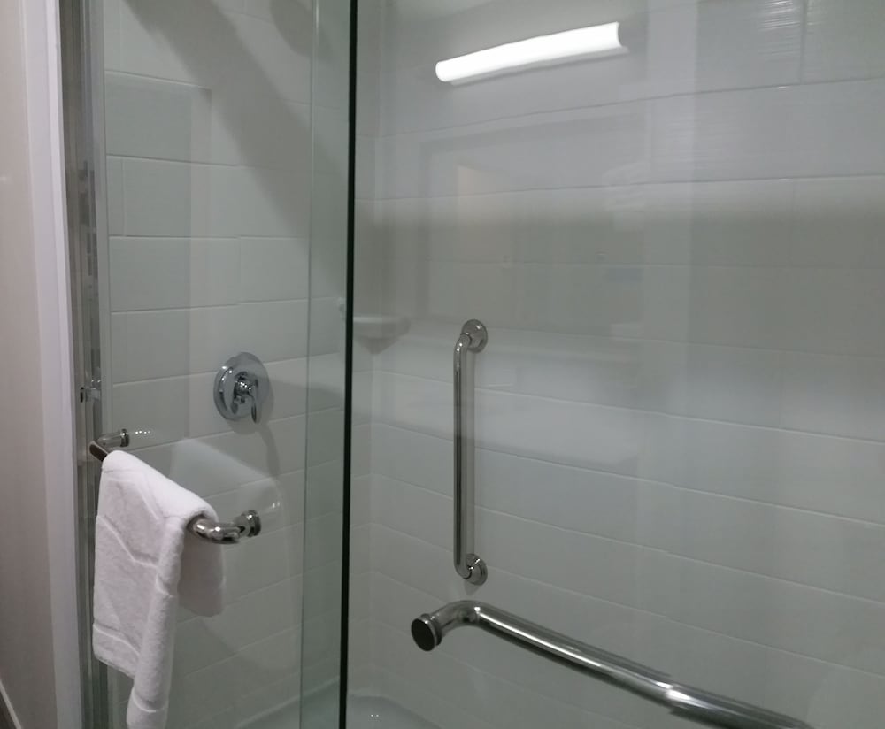 Hampton Inn & Suites Houston Atascocita - photo 61