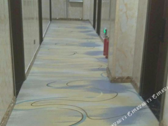 Qingyue Family Hotel in Haidong, People's Republic of China