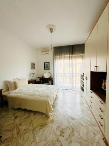 Derossi63 — 4-Star Luxury Hotel in Bari, Italy