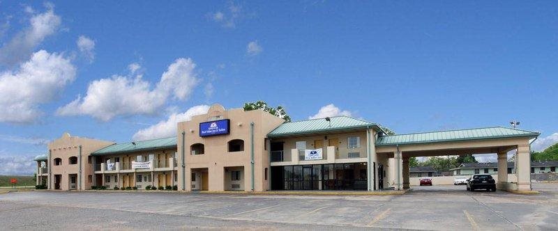 Americas Best Value Inn & Suites Senatobia — hotel in Senatobia