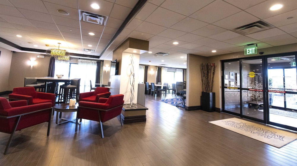 Hampton Inn Ridgefield Park - photo 16