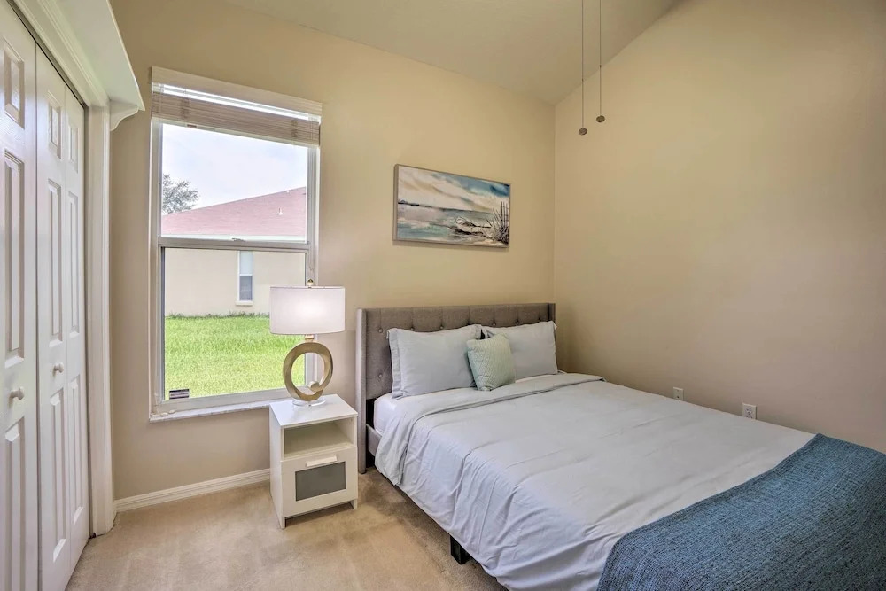 Sunny Brandon Getaway w Fire Pit in Brandon, United States