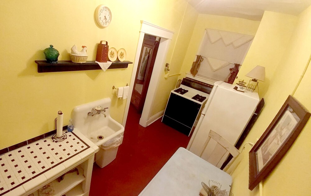 Historic Whiting Hotel Suites - photo 60