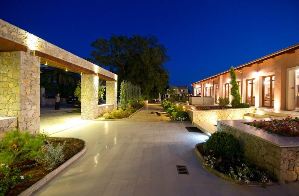 שטחי חוץ / גן