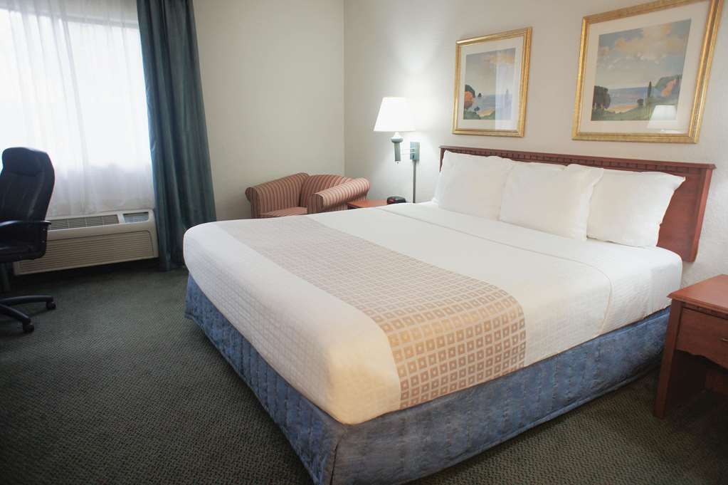 La Quinta Inn by Wyndham Ft. Lauderdale Tamarac East - photo 16